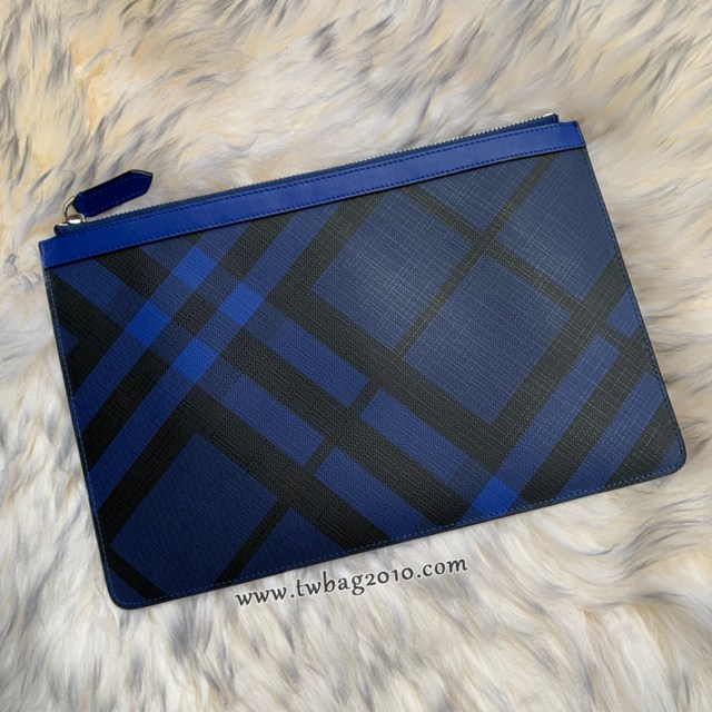 Burberry專門店新款男士專櫃最新手拿包 巴寶莉格紋拉鏈收納袋手包 yxb1119